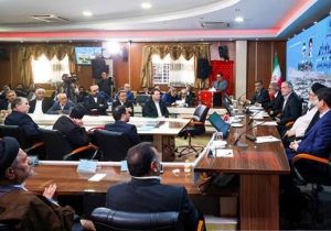 تفاهم‌نامه تأمین مالی بزرگ‌ترین مجتمع تولید شیشه کشور با حضور رئیس‌جمهور در گچساران امضا شد