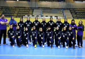 صعود دختران هندبال ایران به نیمه نهایی قهرمانی آسیا
