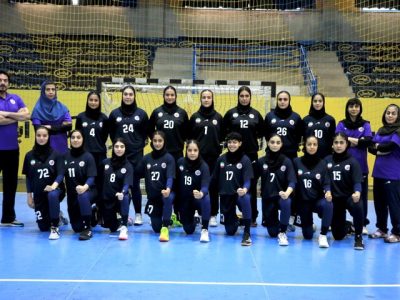 صعود دختران هندبال ایران به نیمه نهایی قهرمانی آسیا