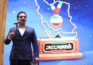 پژمان درستکار: خودم را لایق عنوان بهترین سرمربی نمی‌دانم
