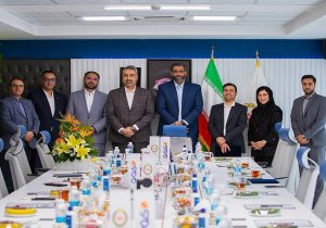 آزاده باقری مدیرعامل فینوداد شد