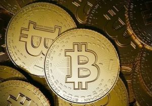بیت‌کوین زیر ۸۰ هزار دلار؛ سایه افزایش نرخ بهره بر بازار رمزارزها
