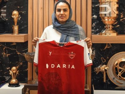 فرشته کریمی پرسپولیسی شد؛ ستاره فوتسال روی چمن