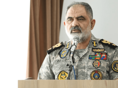 دریادار ایرانی: دشمن را در هر نقطه‌ای زمین‌گیر می‌کنیم