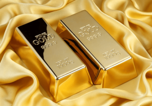طلای جهانی زیر فشار نرخ بهره آمریکا؛ فلز زرد بخشی از افت خود را جبران کرد