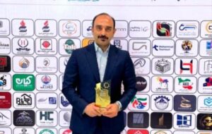 نشان عالی  «ساخت ایران» بر سینه سبلان بلاغی؛ تقدیر از ۳۰ سال تولید